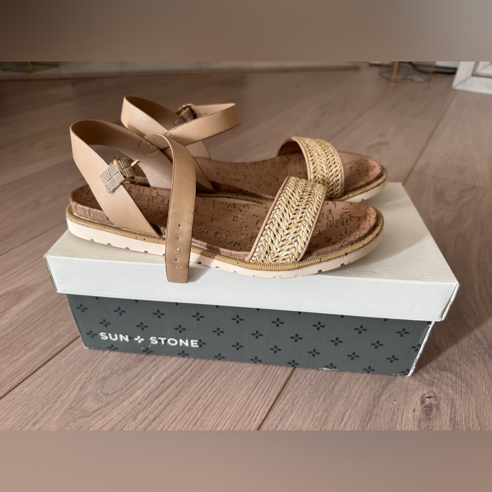 NEW Sun + Stone Women's Mattie Natural Raffia Sandals, Size 7.5